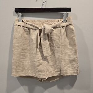 NYC Beige Tie-Waist Skorts